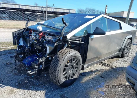 2025 Tesla Cybertruck Cyberbeast z USA, uszkodzony, nr VIN 7G2CEHEEXSA060030